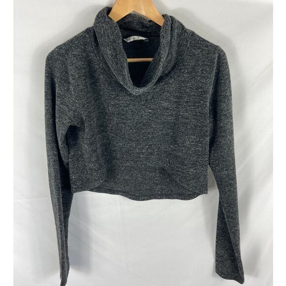 CAbi Glee Grey Pull Over Crop with Thumbholes Medium - Picture 1 of 6